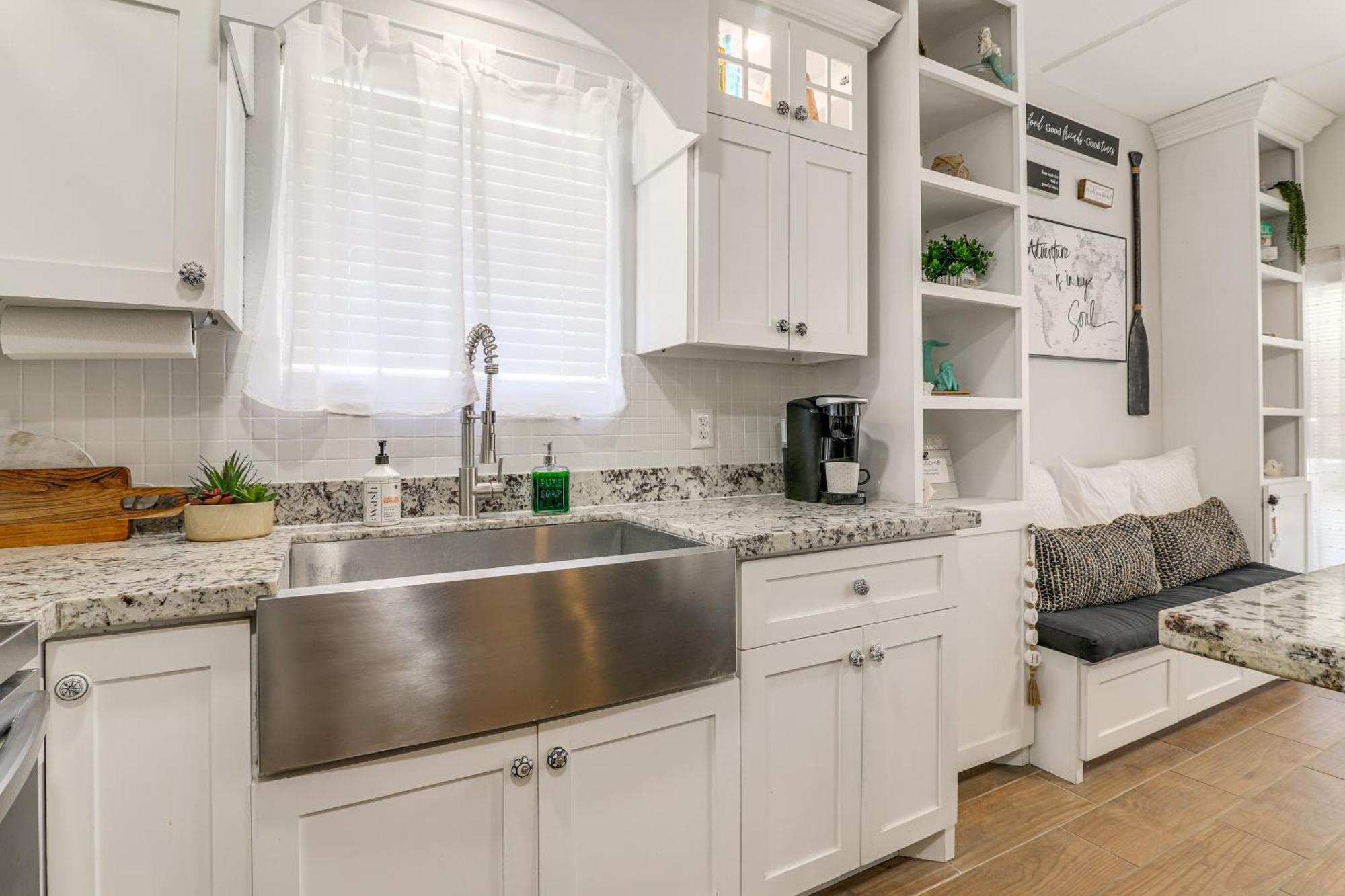 Luxe South Padre Condo With Pool - Walk To Beach! South Padre Island Exteriér fotografie
