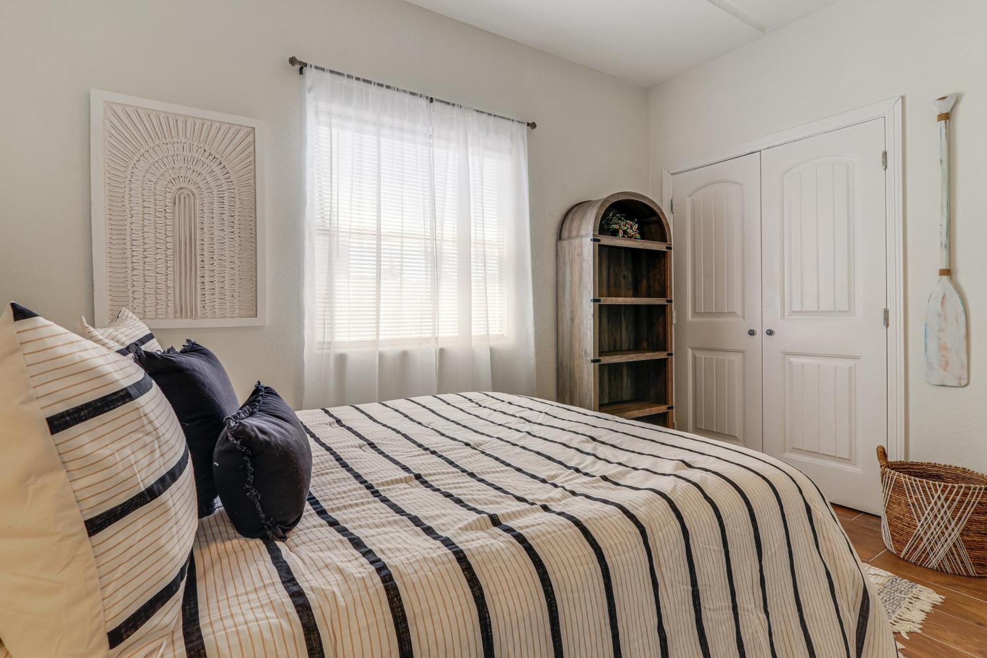 Luxe South Padre Condo With Pool - Walk To Beach! South Padre Island Exteriér fotografie